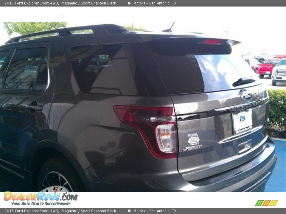 2015 Ford Explorer Sport 4WD Magnetic / Sport Charcoal Black Photo #7