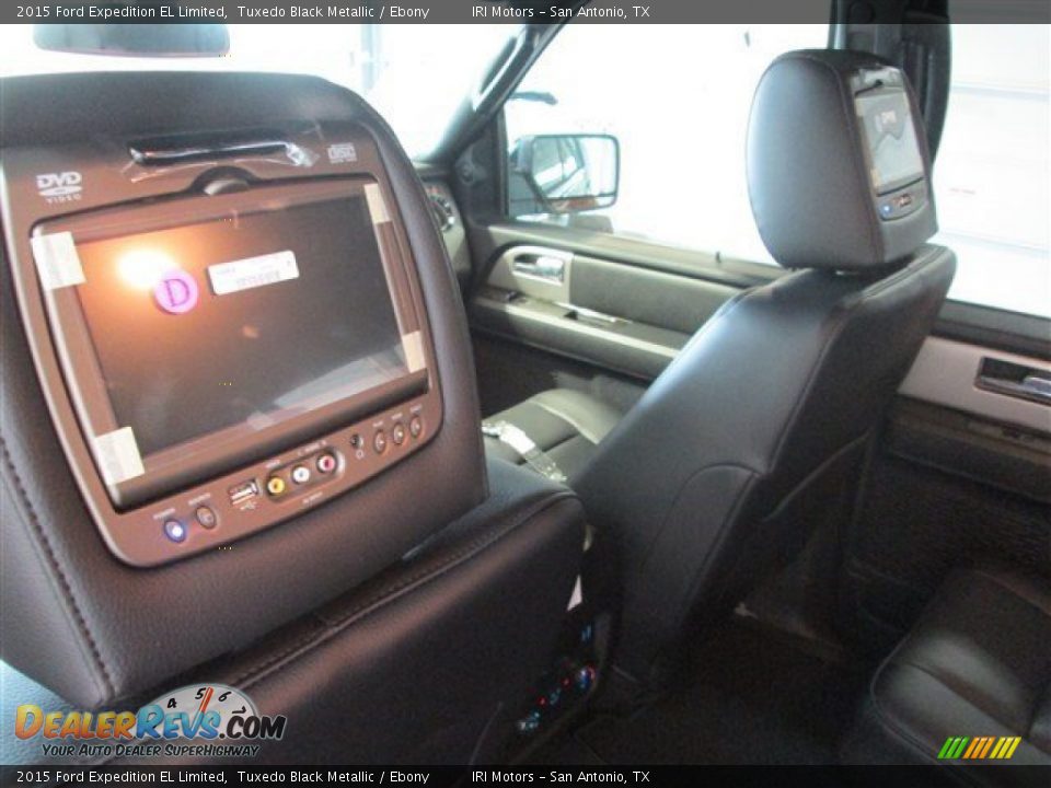 Entertainment System of 2015 Ford Expedition EL Limited Photo #13