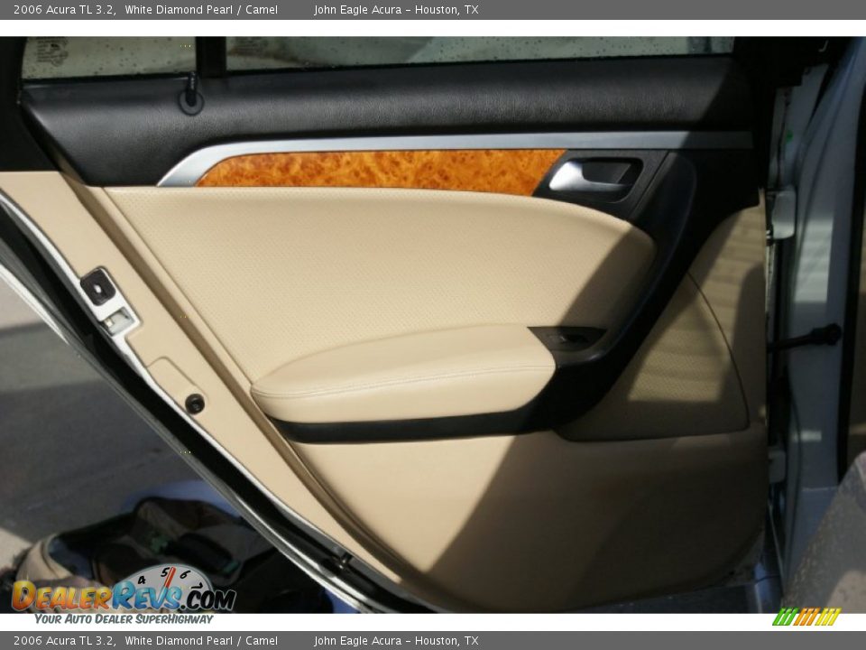 2006 Acura TL 3.2 White Diamond Pearl / Camel Photo #15