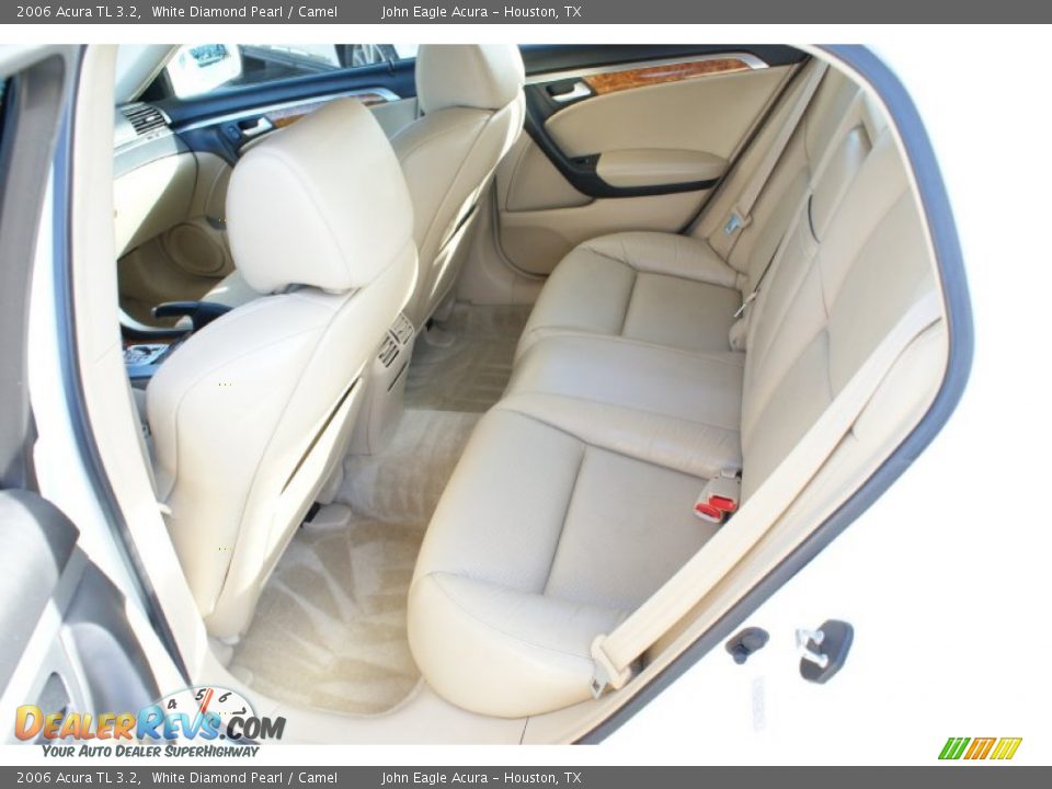 2006 Acura TL 3.2 White Diamond Pearl / Camel Photo #16