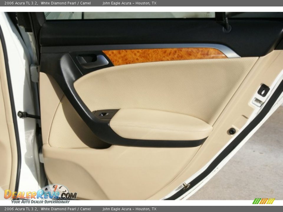 2006 Acura TL 3.2 White Diamond Pearl / Camel Photo #19