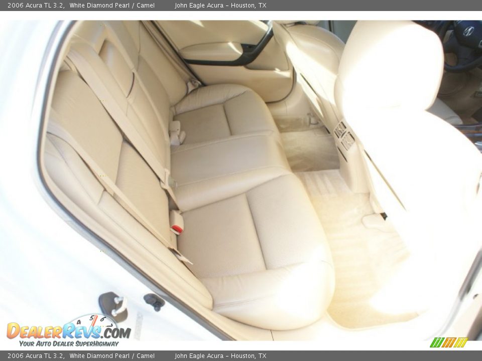 2006 Acura TL 3.2 White Diamond Pearl / Camel Photo #20