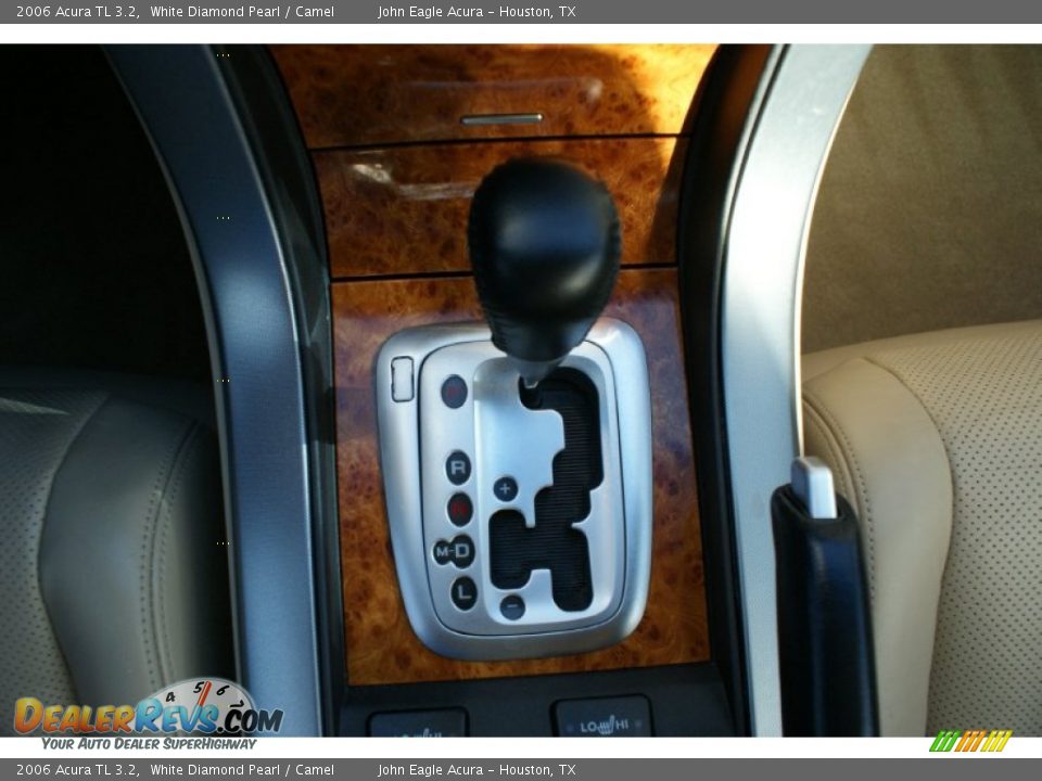 2006 Acura TL 3.2 White Diamond Pearl / Camel Photo #33