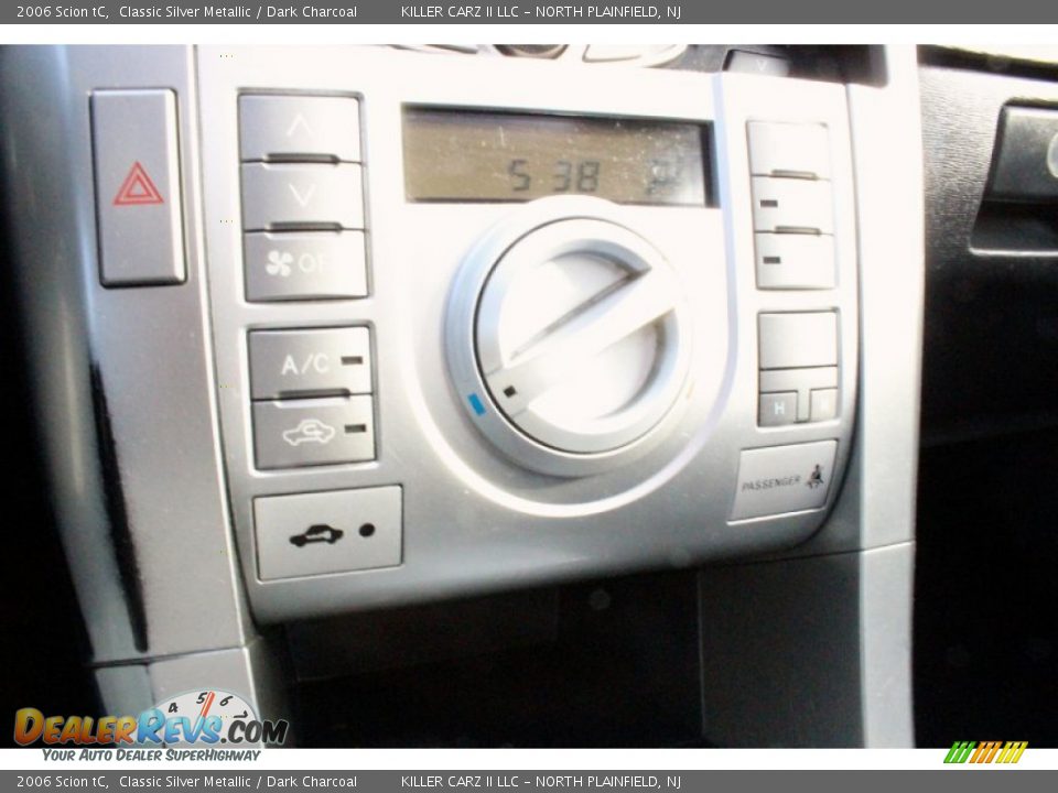 2006 Scion tC Classic Silver Metallic / Dark Charcoal Photo #16