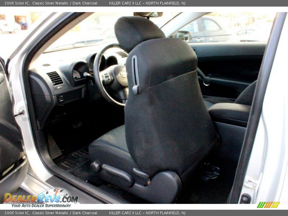 2006 Scion tC Classic Silver Metallic / Dark Charcoal Photo #18