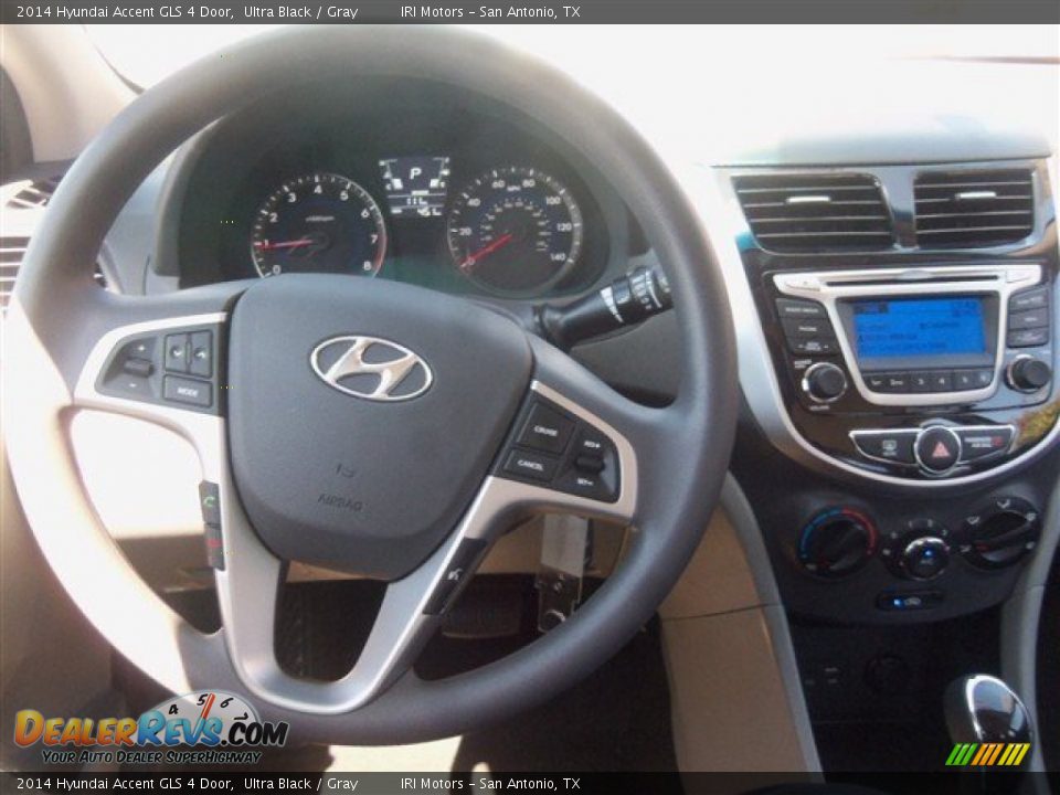 2014 Hyundai Accent GLS 4 Door Ultra Black / Gray Photo #7