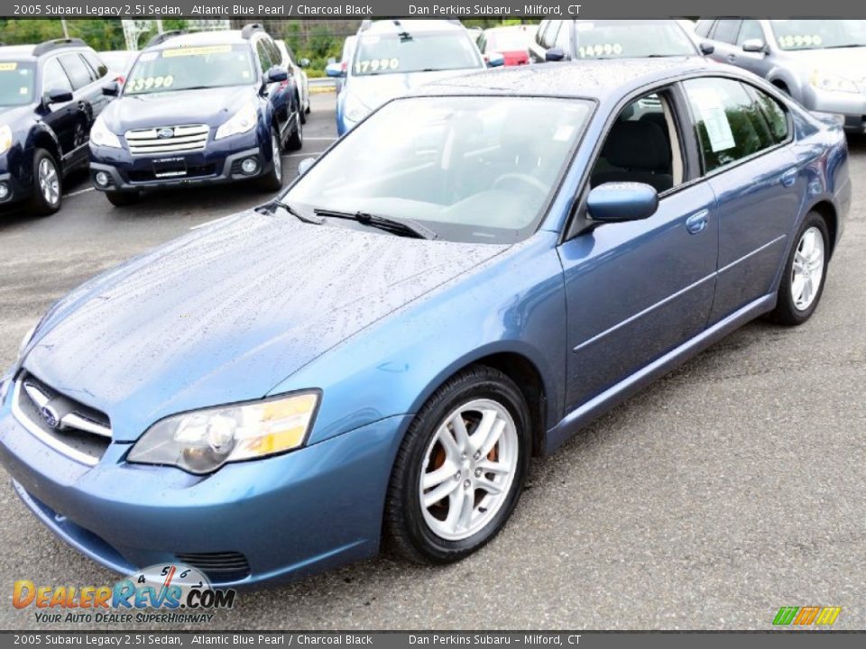 2005 Subaru Legacy 2.5i Sedan Atlantic Blue Pearl / Charcoal Black Photo #3