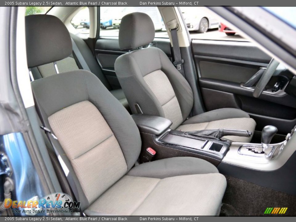 2005 Subaru Legacy 2.5i Sedan Atlantic Blue Pearl / Charcoal Black Photo #11