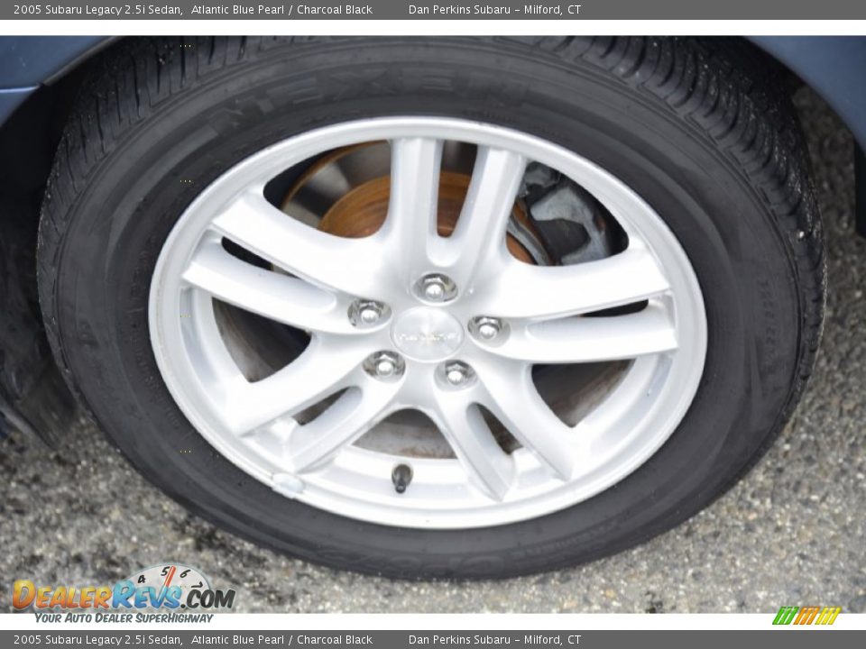 2005 Subaru Legacy 2.5i Sedan Atlantic Blue Pearl / Charcoal Black Photo #22