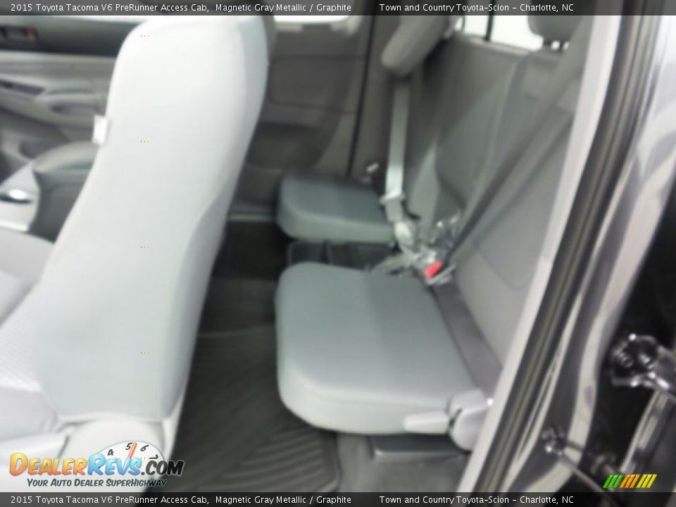 2015 Toyota Tacoma V6 PreRunner Access Cab Magnetic Gray Metallic / Graphite Photo #14