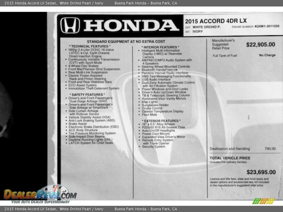 2015 Honda Accord LX Sedan White Orchid Pearl / Ivory Photo #18