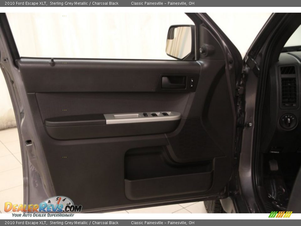 Door Panel of 2010 Ford Escape XLT Photo #5