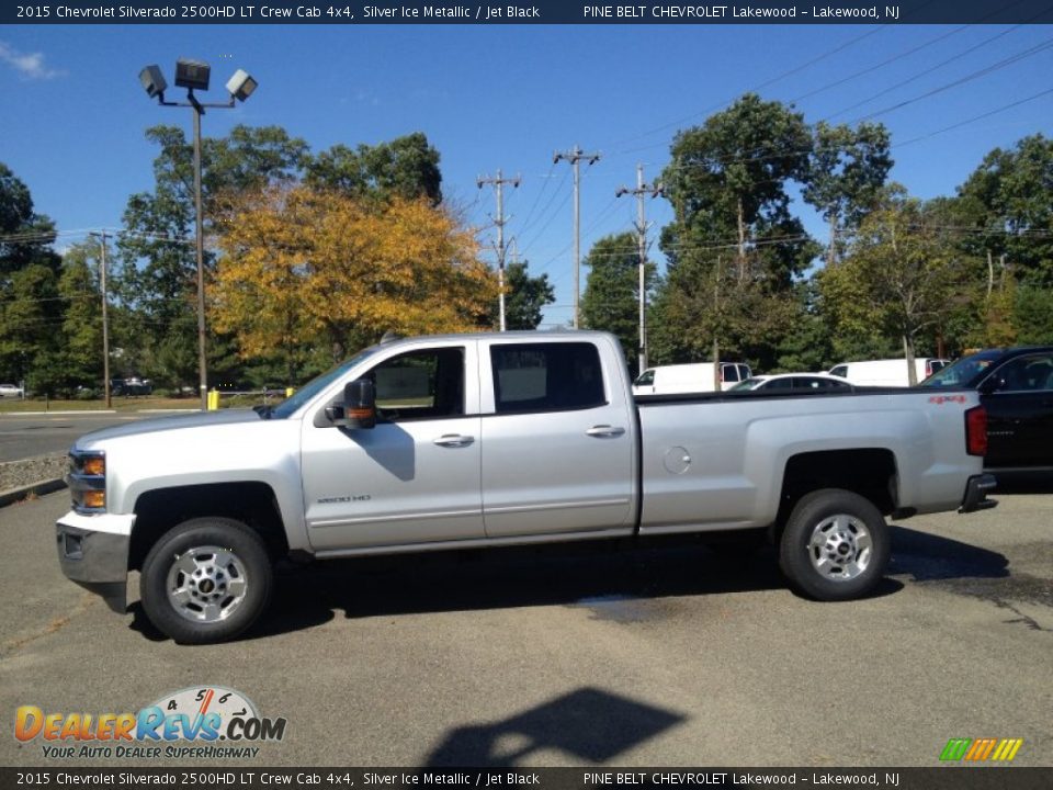 2015 Chevrolet Silverado 2500HD LT Crew Cab 4x4 Silver Ice Metallic / Jet Black Photo #3
