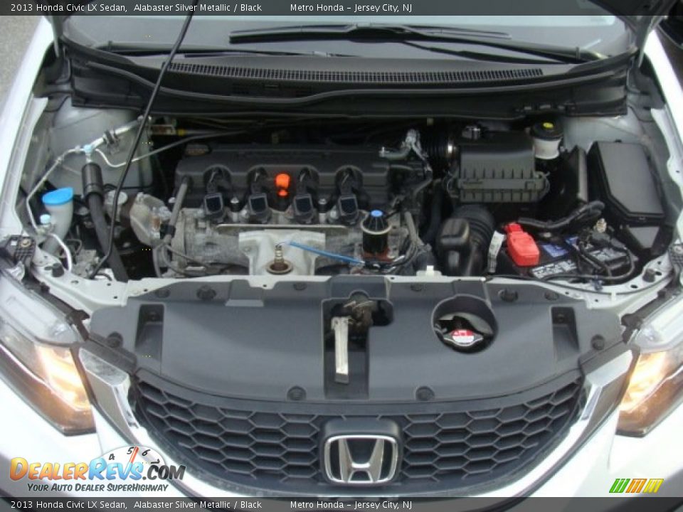 2013 Honda Civic LX Sedan Alabaster Silver Metallic / Black Photo #29