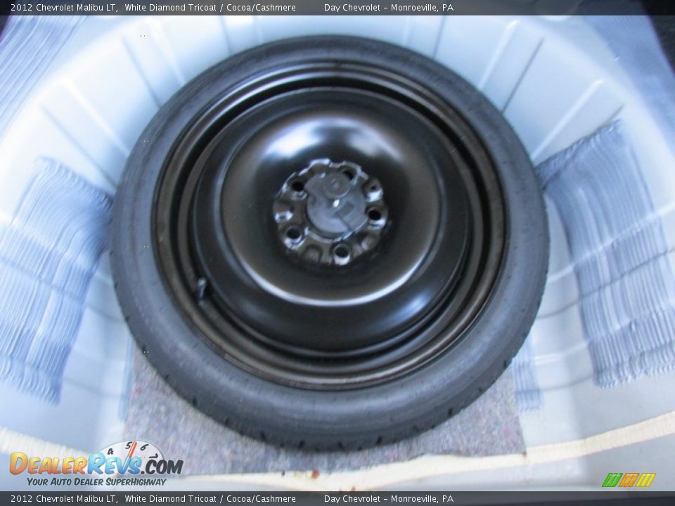 2012 Chevrolet Malibu LT White Diamond Tricoat / Cocoa/Cashmere Photo #17