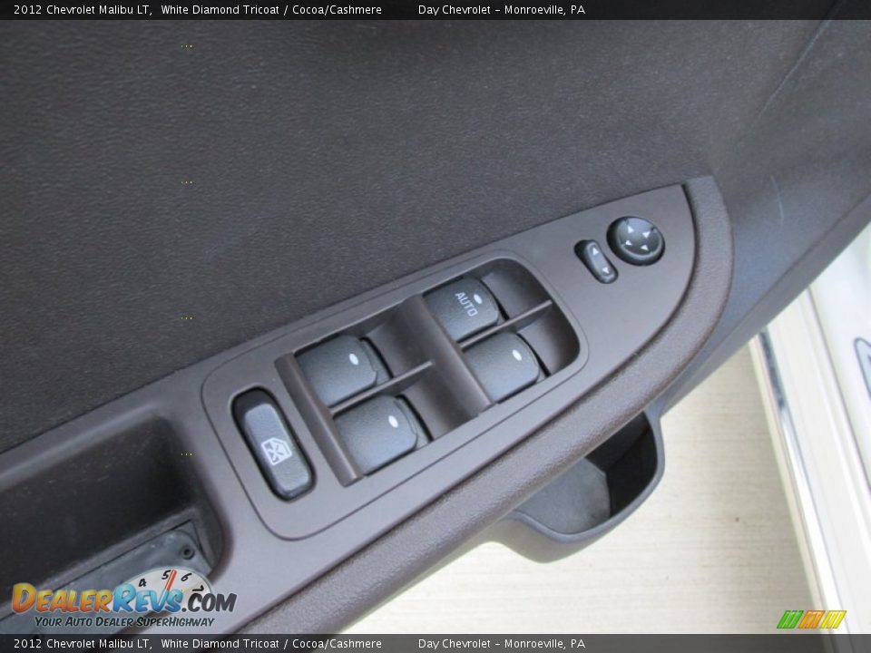 2012 Chevrolet Malibu LT White Diamond Tricoat / Cocoa/Cashmere Photo #24