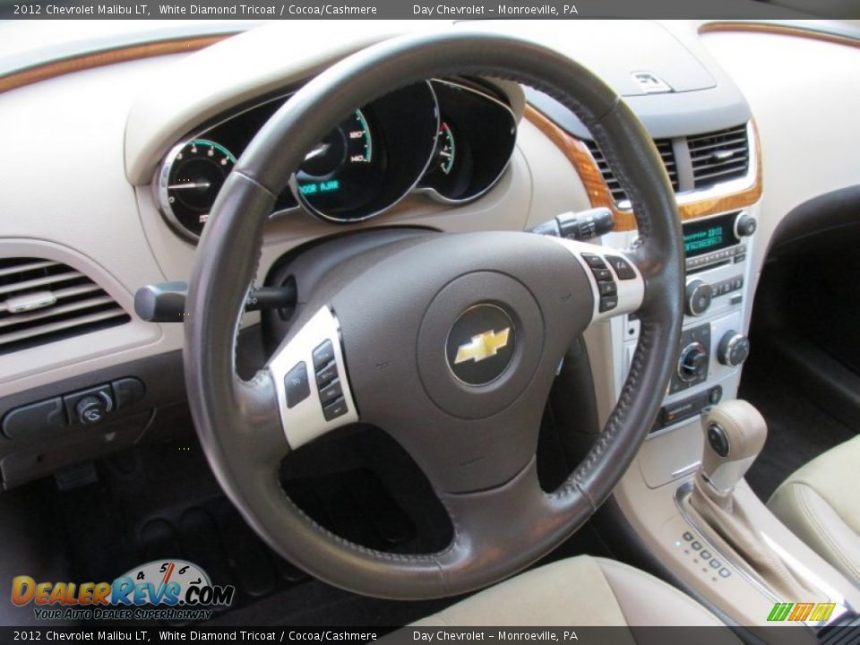 2012 Chevrolet Malibu LT White Diamond Tricoat / Cocoa/Cashmere Photo #25