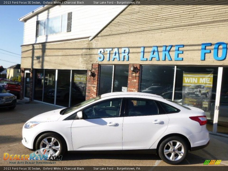 2013 Ford Focus SE Sedan Oxford White / Charcoal Black Photo #7
