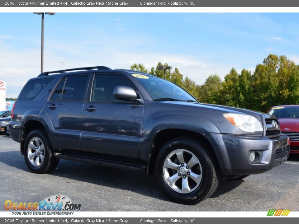 Front 3/4 View of 2006 Toyota 4Runner Limited 4x4 Photo #1