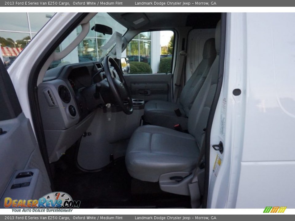 2013 Ford E Series Van E250 Cargo Oxford White / Medium Flint Photo #9