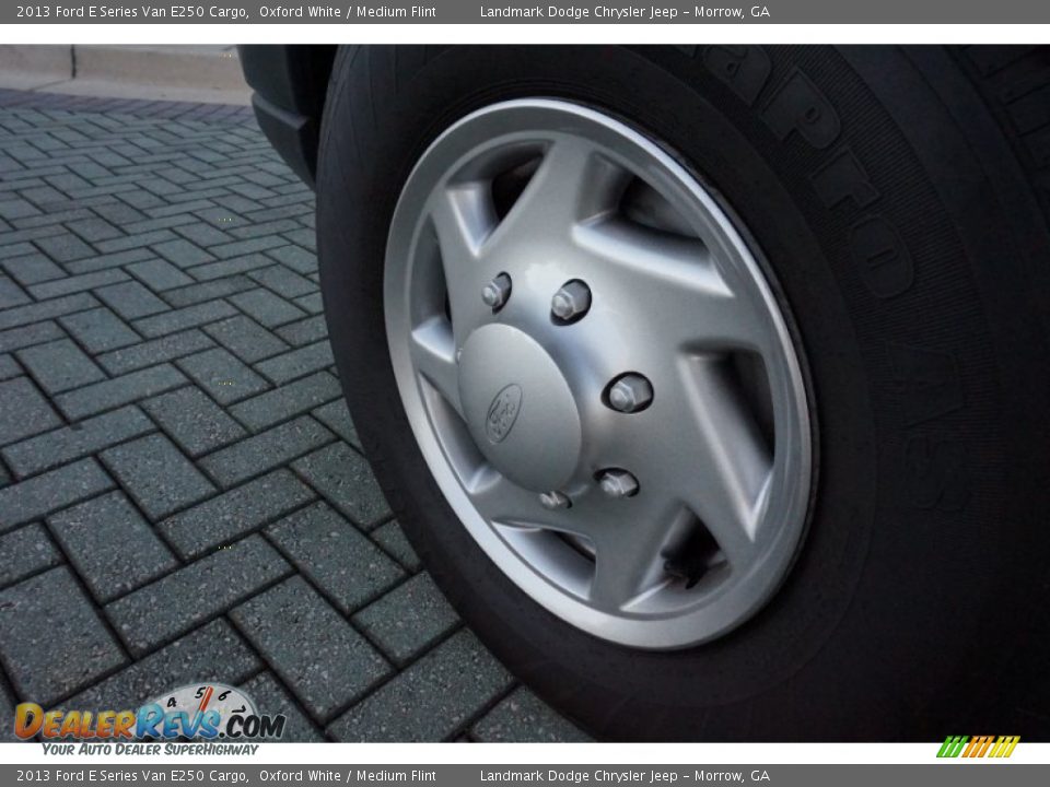 2013 Ford E Series Van E250 Cargo Oxford White / Medium Flint Photo #13