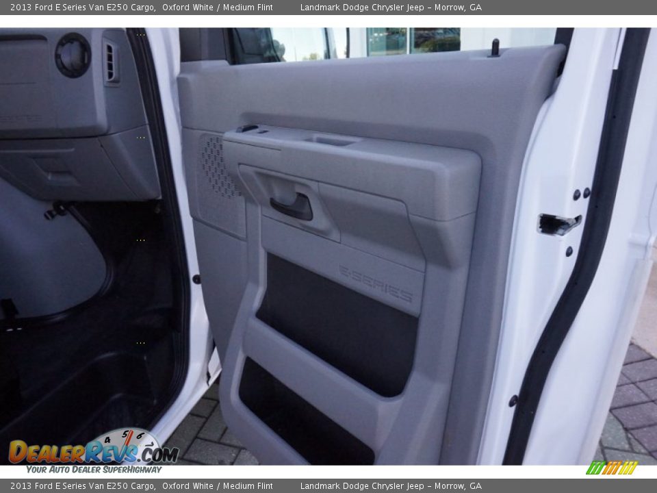 2013 Ford E Series Van E250 Cargo Oxford White / Medium Flint Photo #21