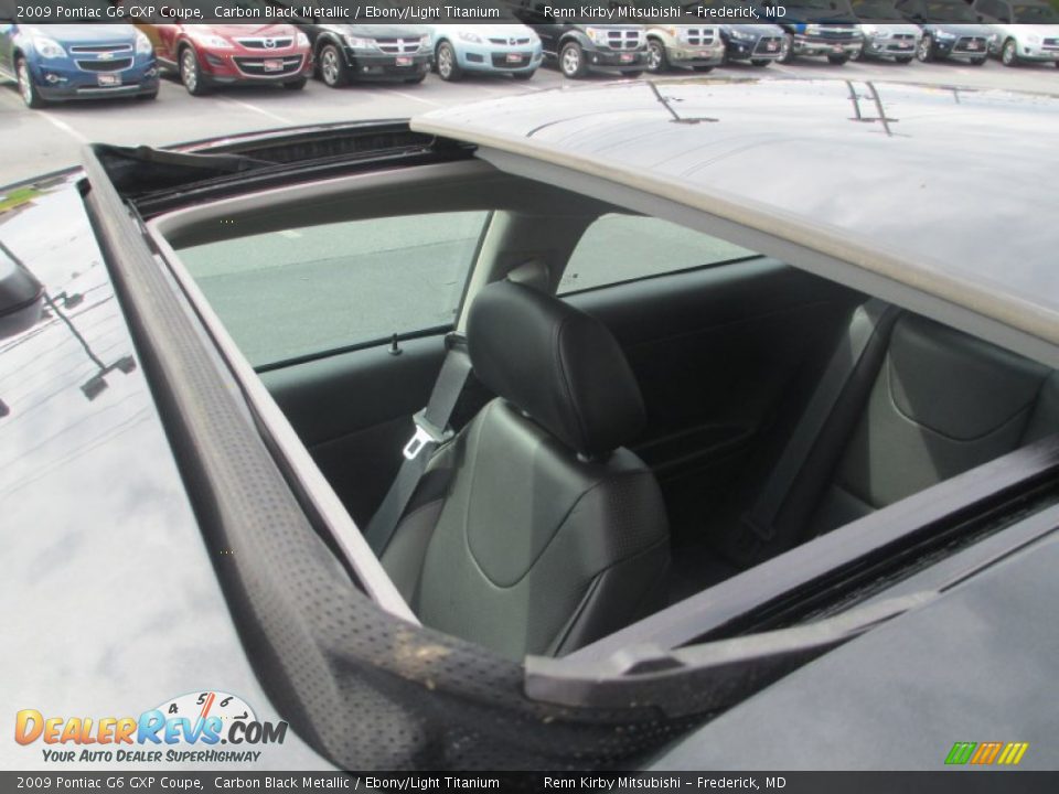 2009 Pontiac G6 GXP Coupe Carbon Black Metallic / Ebony/Light Titanium Photo #10