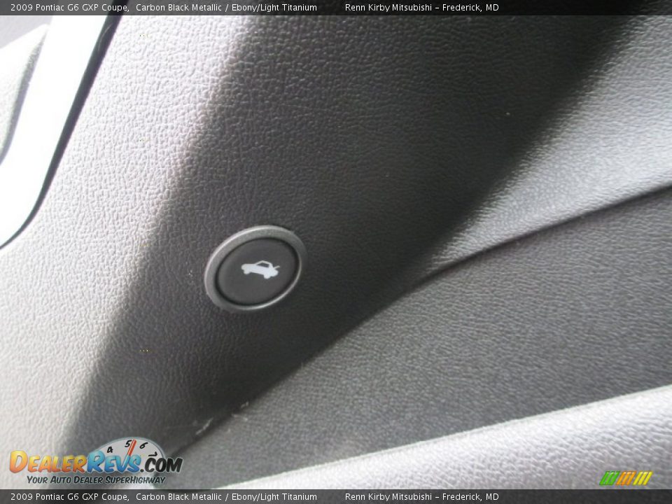 2009 Pontiac G6 GXP Coupe Carbon Black Metallic / Ebony/Light Titanium Photo #13