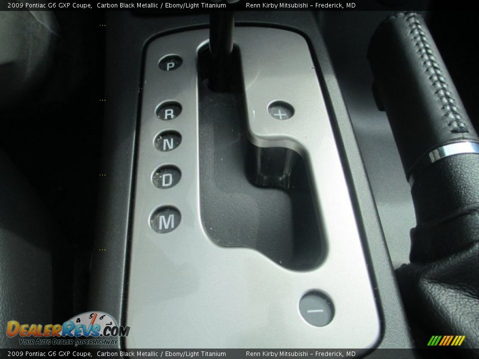 2009 Pontiac G6 GXP Coupe Carbon Black Metallic / Ebony/Light Titanium Photo #22