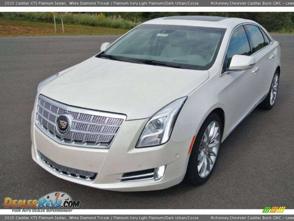 2015 Cadillac XTS Platinum Sedan White Diamond Tricoat / Platinum Very Light Platinum/Dark Urban/Cocoa Photo #2