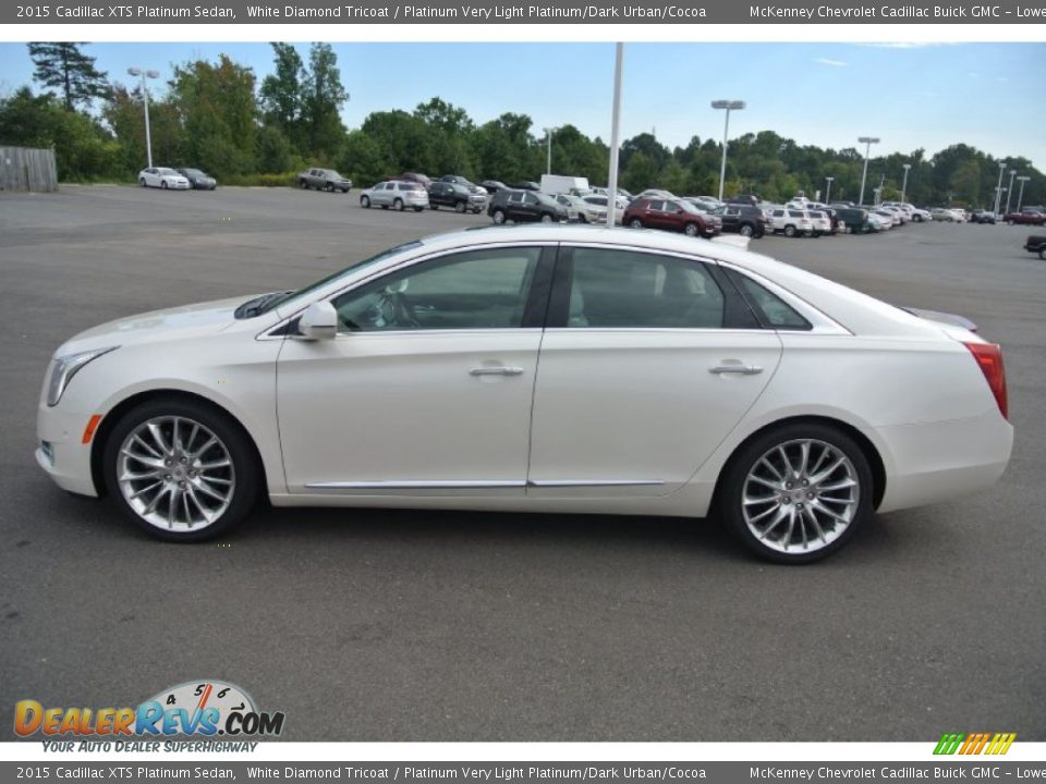 White Diamond Tricoat 2015 Cadillac XTS Platinum Sedan Photo #3