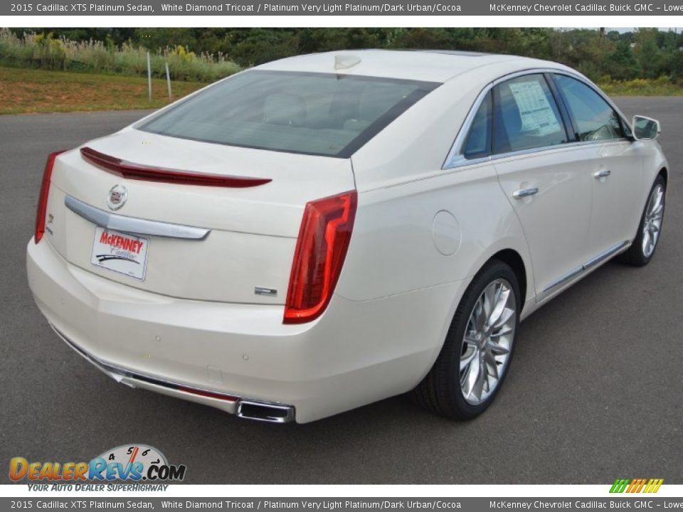 2015 Cadillac XTS Platinum Sedan White Diamond Tricoat / Platinum Very Light Platinum/Dark Urban/Cocoa Photo #5