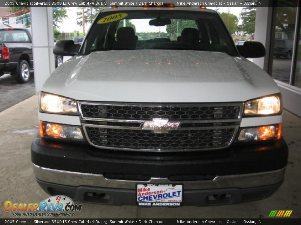 2005 Chevrolet Silverado 3500 LS Crew Cab 4x4 Dually Summit White / Dark Charcoal Photo #27