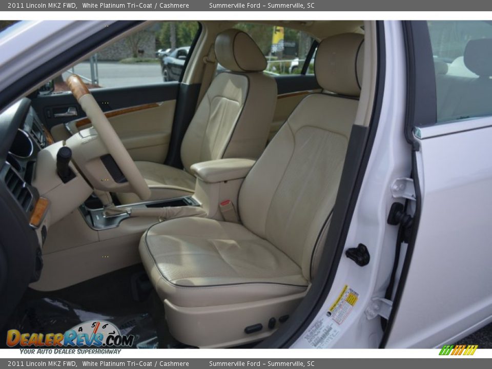 2011 Lincoln MKZ FWD White Platinum Tri-Coat / Cashmere Photo #12