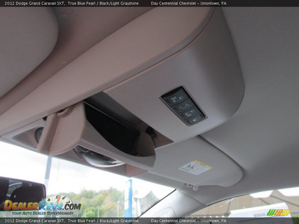 2012 Dodge Grand Caravan SXT True Blue Pearl / Black/Light Graystone Photo #34