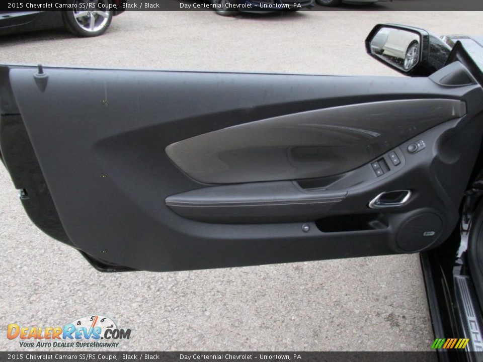 Door Panel of 2015 Chevrolet Camaro SS/RS Coupe Photo #12