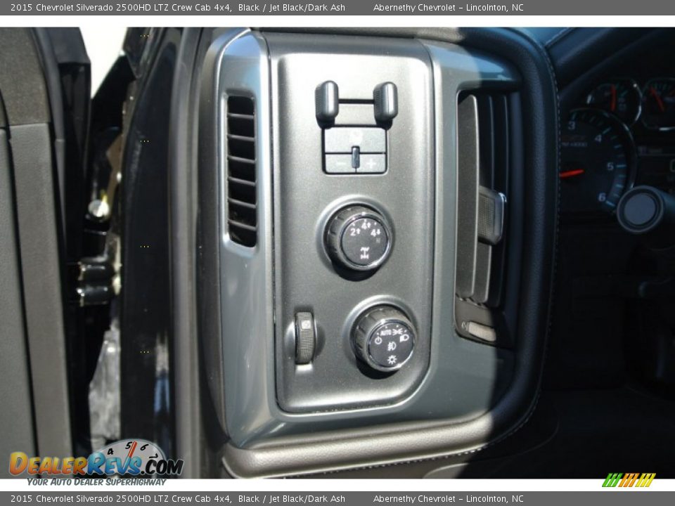 2015 Chevrolet Silverado 2500HD LTZ Crew Cab 4x4 Black / Jet Black/Dark Ash Photo #10