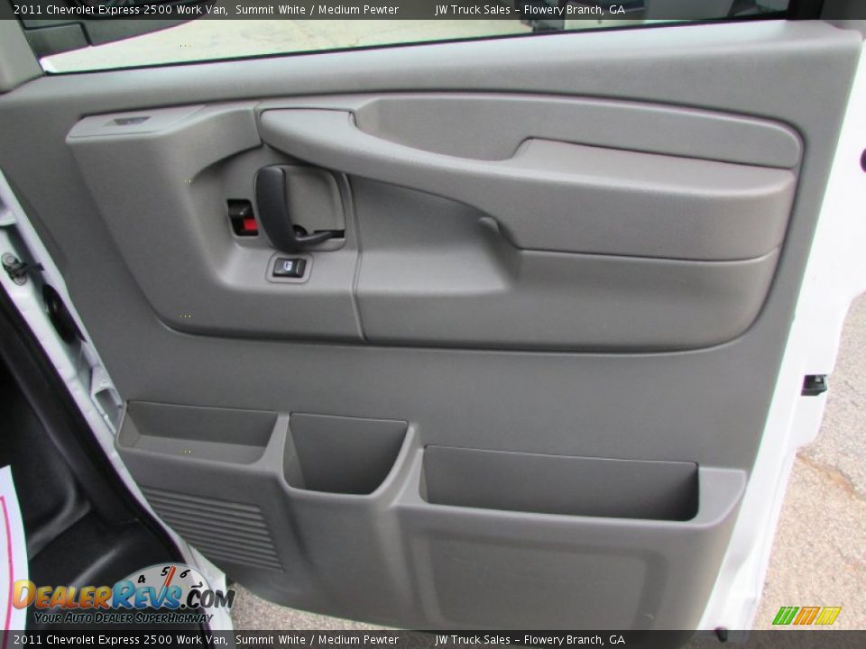 2011 Chevrolet Express 2500 Work Van Summit White / Medium Pewter Photo #19