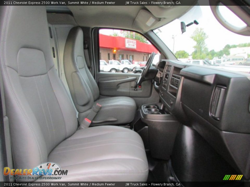 2011 Chevrolet Express 2500 Work Van Summit White / Medium Pewter Photo #20