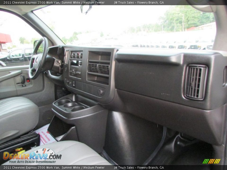2011 Chevrolet Express 2500 Work Van Summit White / Medium Pewter Photo #22