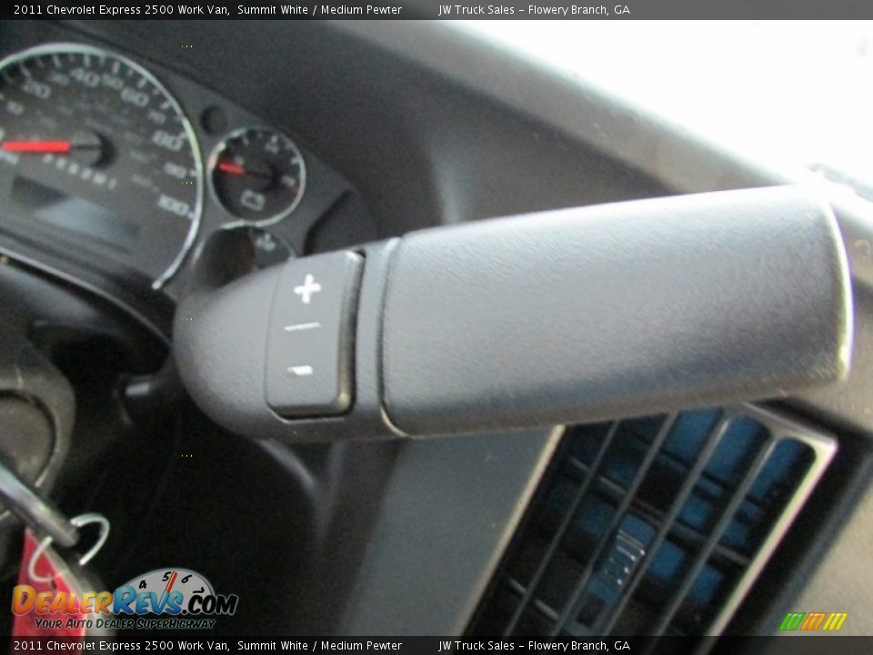 2011 Chevrolet Express 2500 Work Van Summit White / Medium Pewter Photo #29