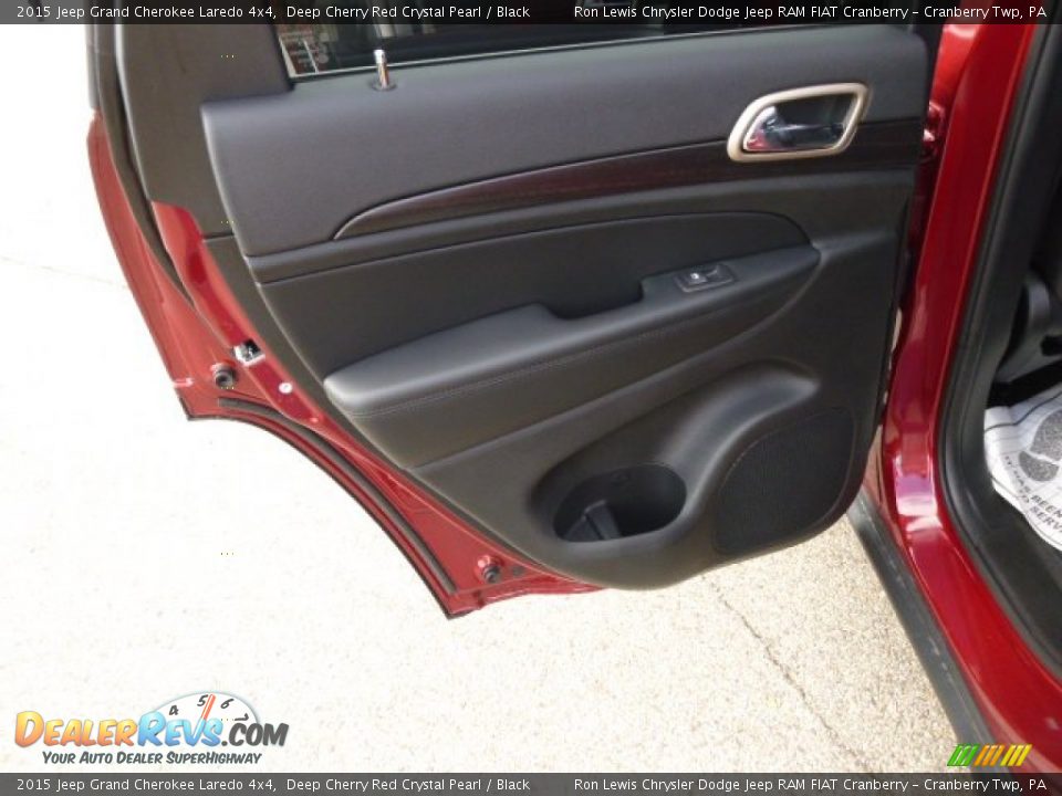 2015 Jeep Grand Cherokee Laredo 4x4 Deep Cherry Red Crystal Pearl / Black Photo #13