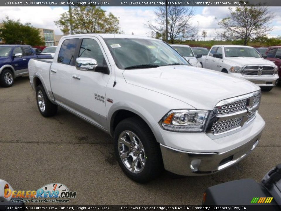 2014 Ram 1500 Laramie Crew Cab 4x4 Bright White / Black Photo #4