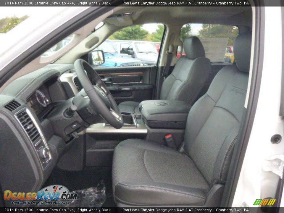 2014 Ram 1500 Laramie Crew Cab 4x4 Bright White / Black Photo #10