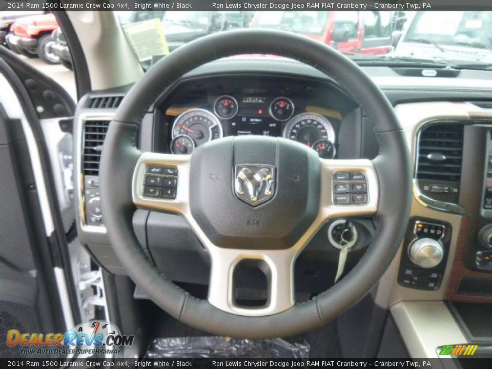 2014 Ram 1500 Laramie Crew Cab 4x4 Bright White / Black Photo #19