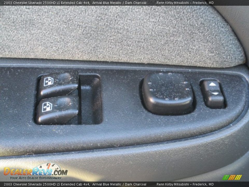 2003 Chevrolet Silverado 2500HD LS Extended Cab 4x4 Arrival Blue Metallic / Dark Charcoal Photo #12