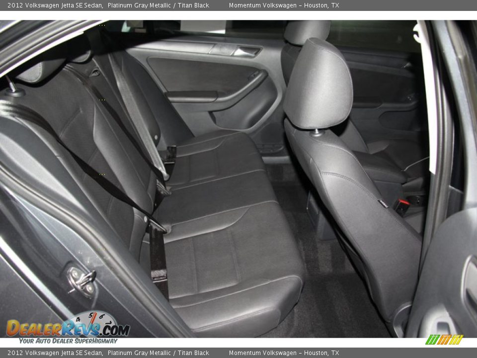2012 Volkswagen Jetta SE Sedan Platinum Gray Metallic / Titan Black Photo #28
