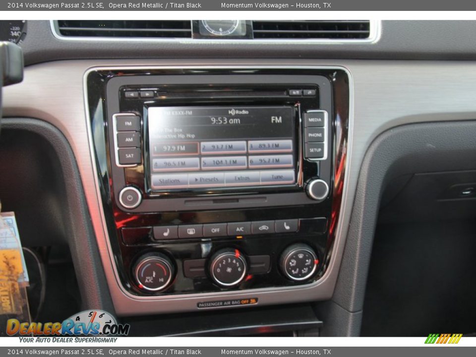2014 Volkswagen Passat 2.5L SE Opera Red Metallic / Titan Black Photo #24