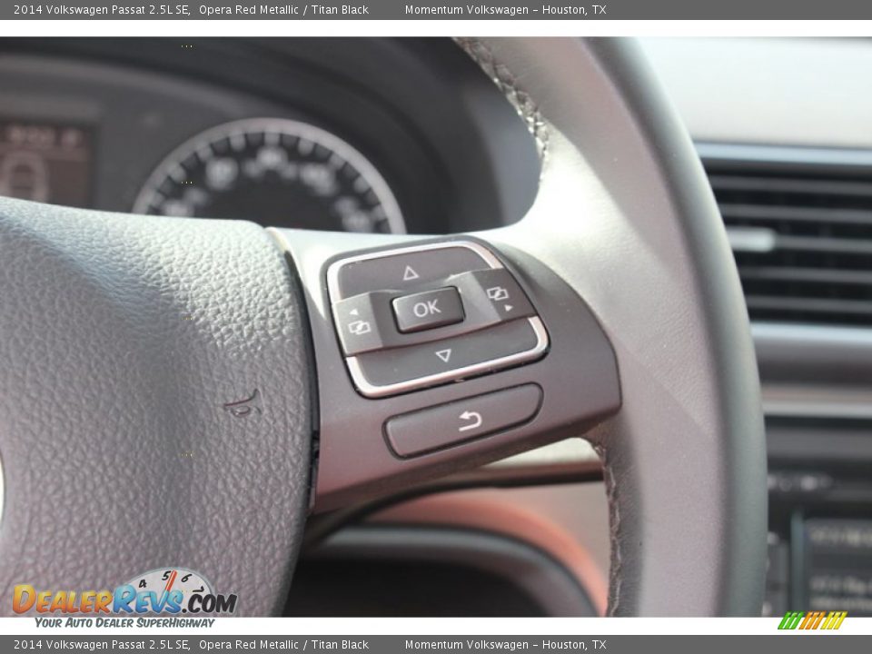 2014 Volkswagen Passat 2.5L SE Opera Red Metallic / Titan Black Photo #26