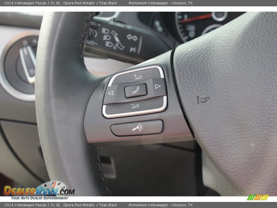 2014 Volkswagen Passat 2.5L SE Opera Red Metallic / Titan Black Photo #27